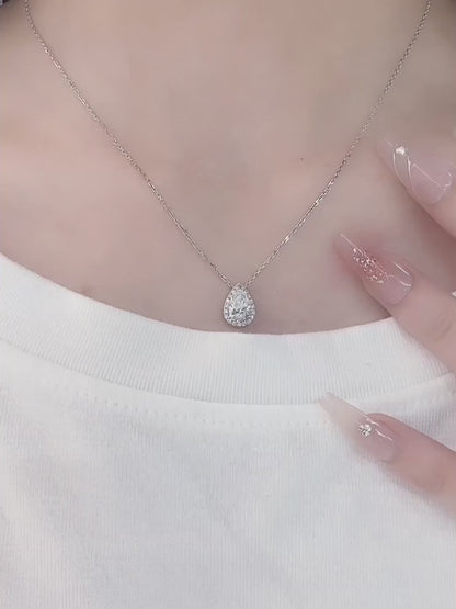 1.02 ct Celestial Pear-Cut Lab-Grown Diamond Necklace in PT950 Platinum video