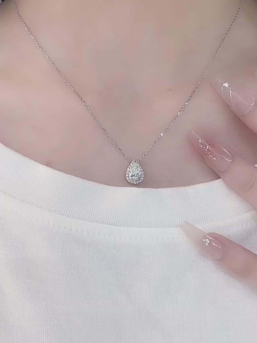 1.02 ct Celestial Pear-Cut Lab-Grown Diamond Necklace in PT950 Platinum video