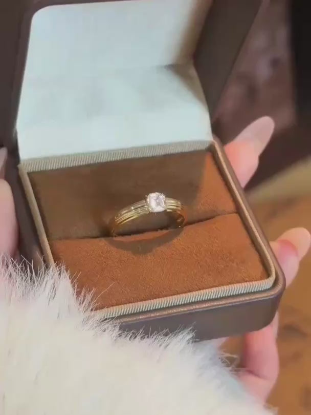 0.54 ct Vintage Emerald-Cut Lab-Grown Diamond Ring in 18K Yellow Gold video