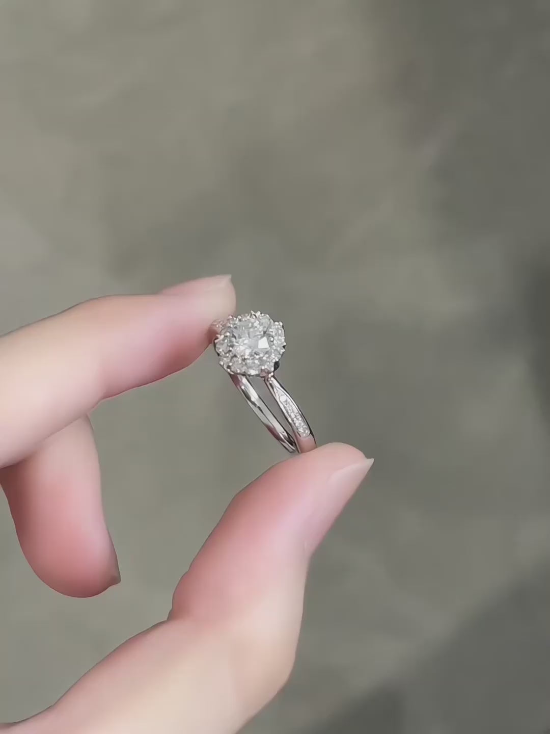 0.52 ct Statement Four-Prong Round-Cut Lab-Grown Diamond Ring in PT950 Platinum – APYFR0239-PT video