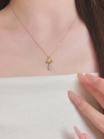 1 ct Floral Adjustable Pear-Cut Lab-Grown Diamond Necklace in 18K Yellow Gold video