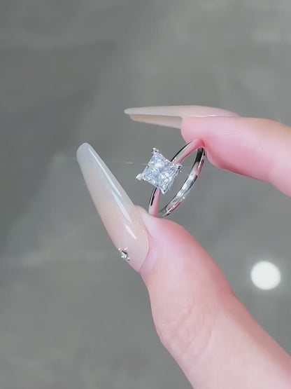 1.04 ct Minimalist Princess-Cut Lab-Grown Diamond Ring in PT950 Platinum – APYFR0214-PT video