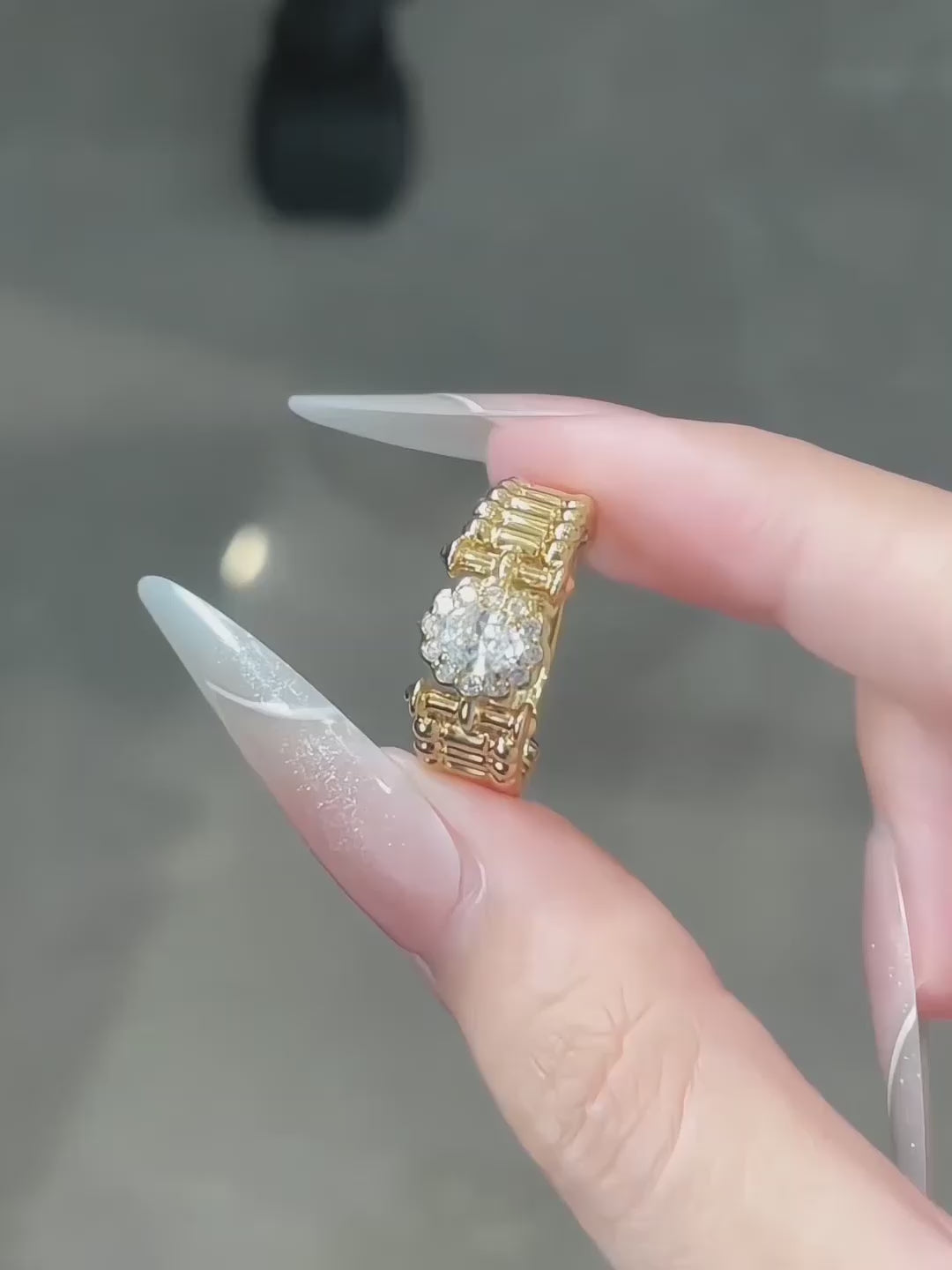 0.38 ct Heart Four-Prong Oval-Cut Lab-Grown Diamond Ring in 18K Yellow Gold video