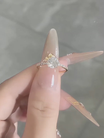 1.07 ct Minimalist Round-Cut Lab-Grown Diamond Ring in 18K Yellow Gold – APYFR0182-Y video