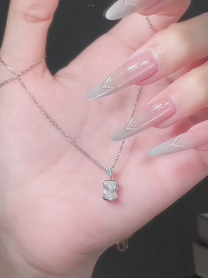 1.02 ct Minimalist Adjustable Radiant-Cut Lab-Grown Diamond Necklace in PT950 Platinum video