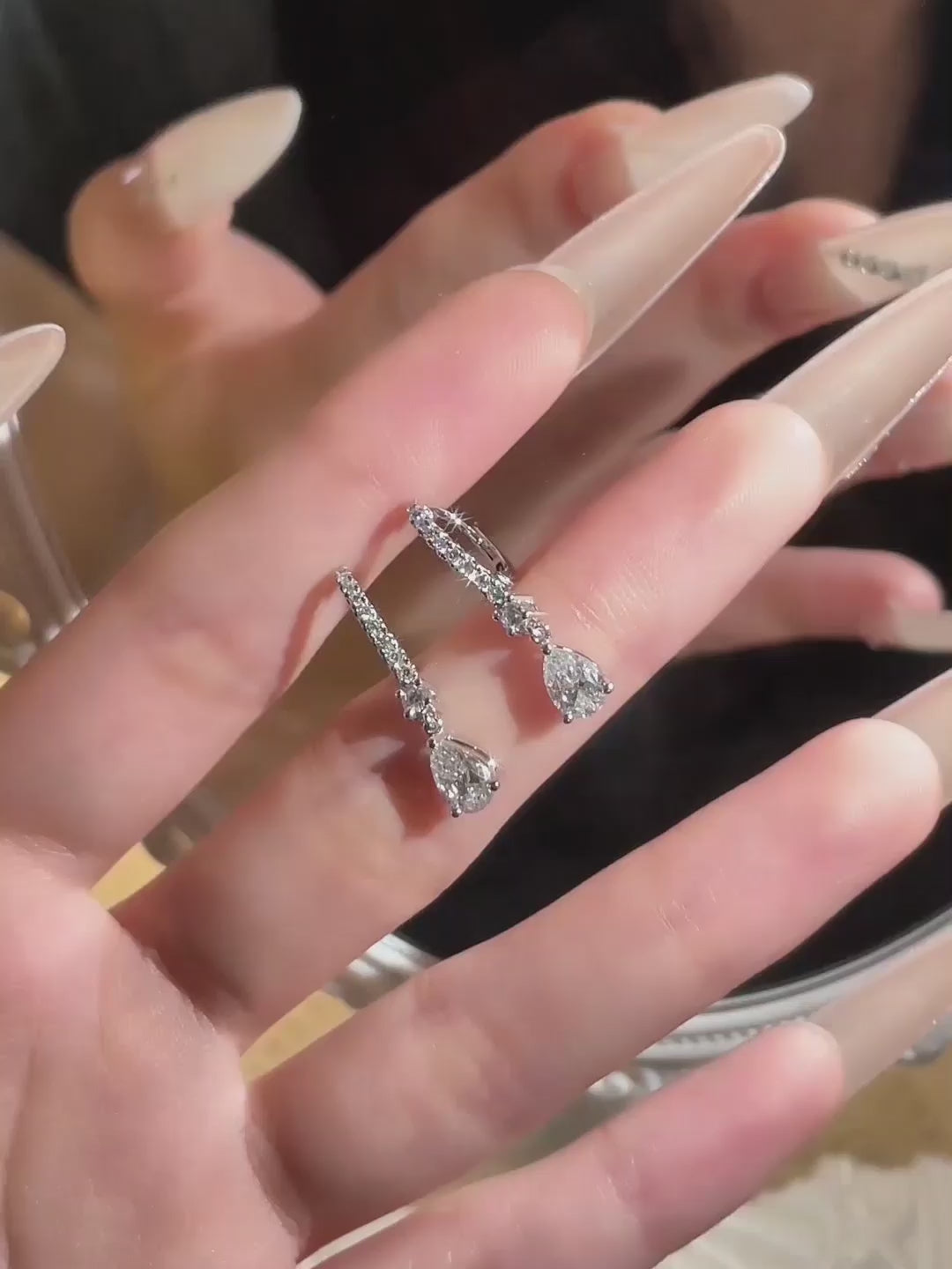 1.02 ctw Pear-Cut Lab-Grown Diamond Drop Earrings in PT950 Platinum
