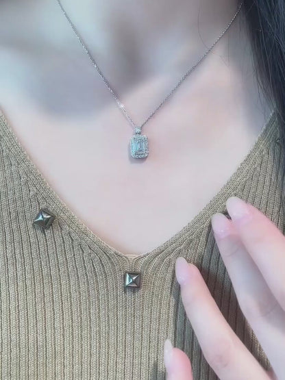 1.04 ct Adjustable Emerald-Cut Lab-Grown Diamond Necklace in PT950 Platinum – APYN0017-PT video