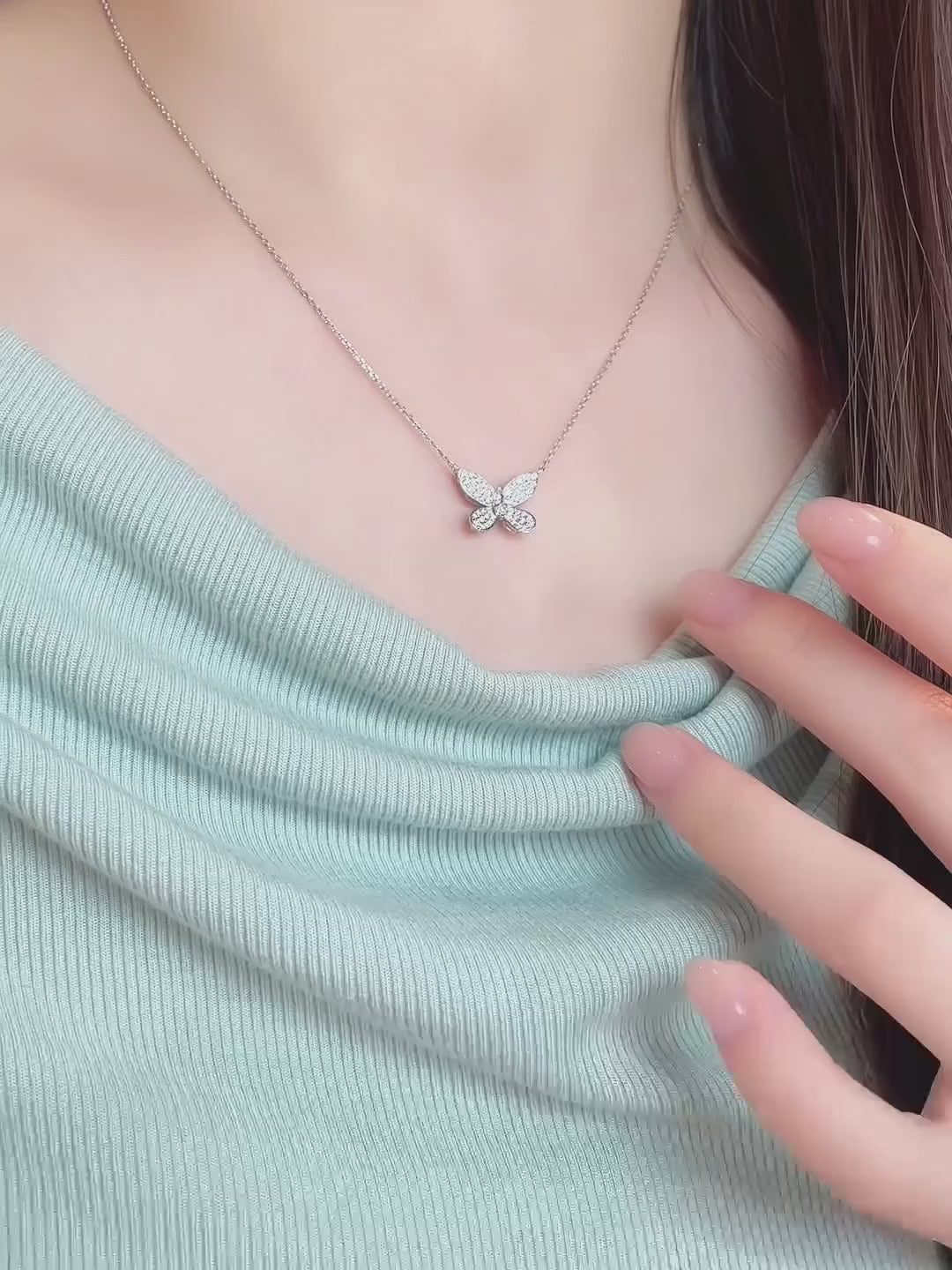 0.12 ct Butterfly Adjustable Mixed-Cut Lab-Grown Diamond Necklace in 18K White Gold – APYN0178-W video