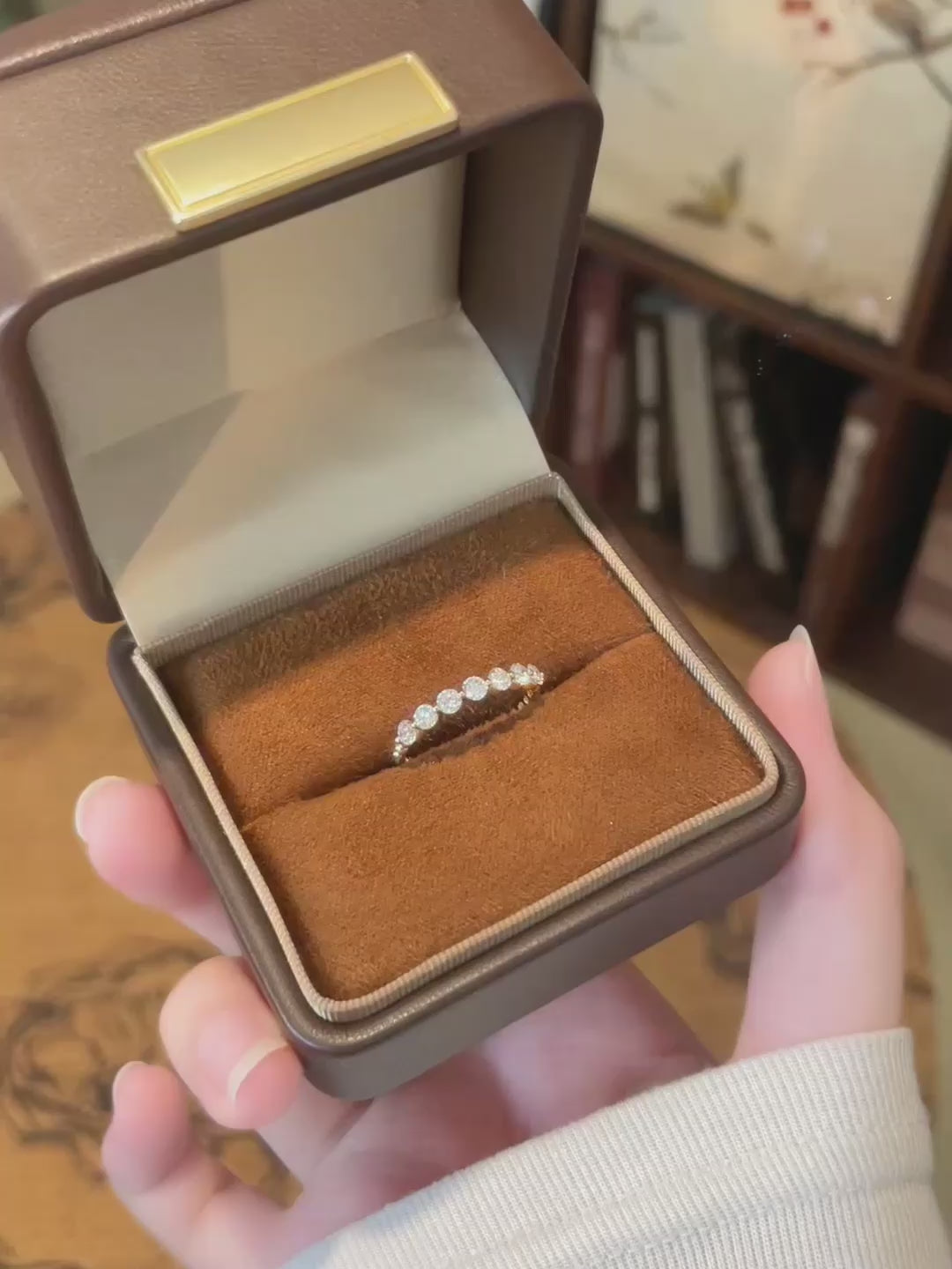 0.6 ctw Celestial Oval-Cut Lab-Grown Diamond Band in 18K Yellow Gold video