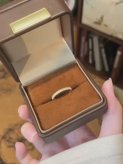 0.71 ctw Statement Stackable Round-Cut Lab-Grown Diamond Band in 18K Yellow Gold – APYFR0397-Y video