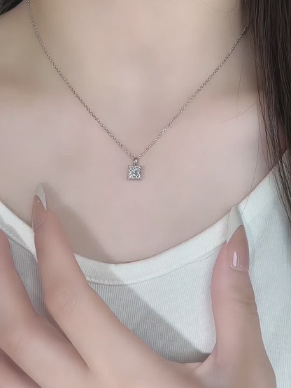1.09 ct Minimalist Princess-Cut Lab-Grown Diamond Necklace in PT950 Platinum – APYPN0003-PT video
