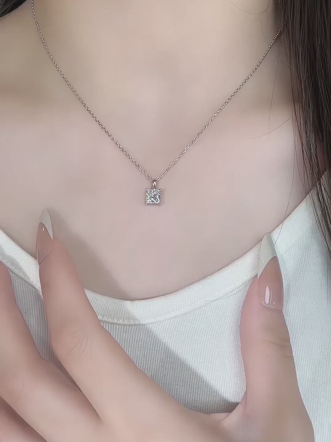 1.09 ct Minimalist Princess-Cut Lab-Grown Diamond Necklace in PT950 Platinum – APYPN0003-PT video