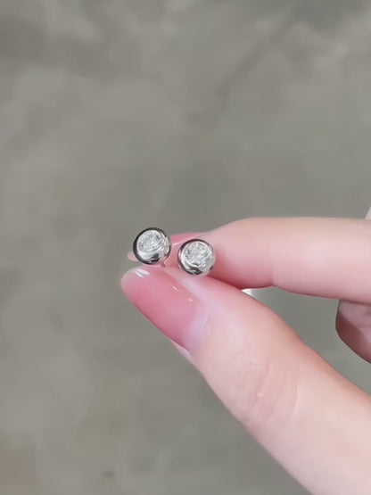 0.53 ctw Round-Cut Lab-Grown Diamond Earrings in 925 Sterling Silver