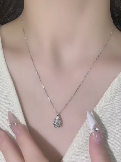 3.01 ct Minimalist Adjustable Pear-Cut Lab-Grown Diamond Necklace in PT950 Platinum – APYN0029-PT video