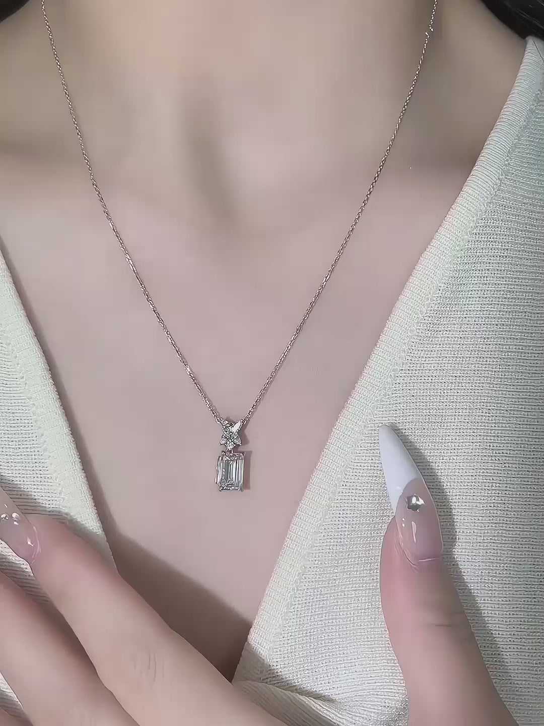 3.07 ct Adjustable Emerald-Cut Lab-Grown Diamond Necklace in PT950 Platinum – APYN0030-PT video