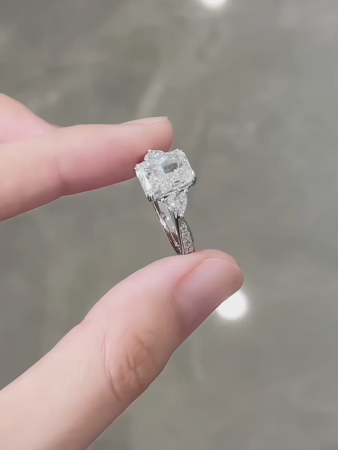 2.69 ct Princess-Cut Lab-Grown Diamond Three-Stone Ring in PT950 Platinum video