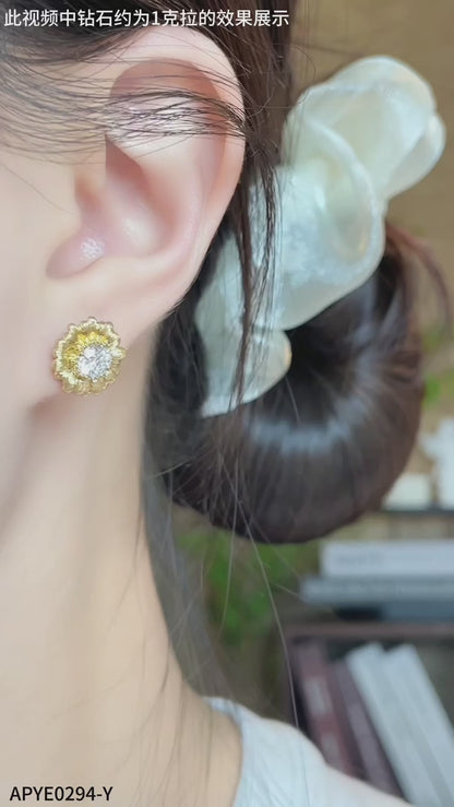 1.03 ctw Floral Round-Cut Lab-Grown Diamond Stud Earrings in 18K Yellow Gold