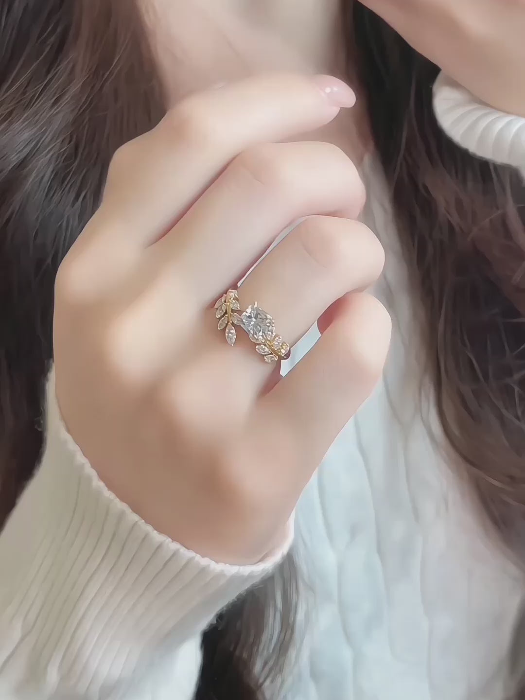 1.03 ct Botanical Princess-Cut Lab-Grown Diamond Ring in 18K Yellow Gold video