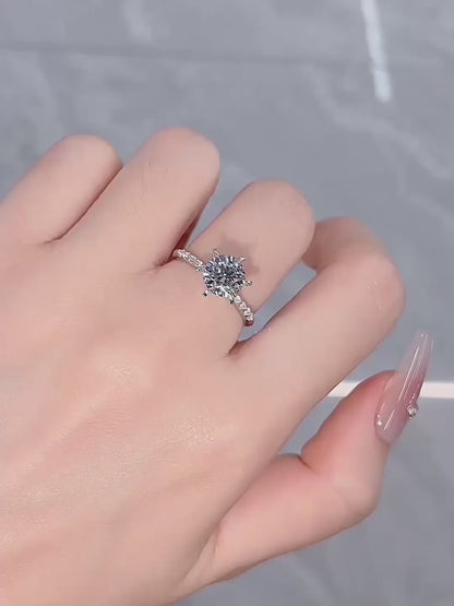 1.57 ct Six-Prong Round-Cut Lab-Grown Diamond Ring in PT950 Platinum video