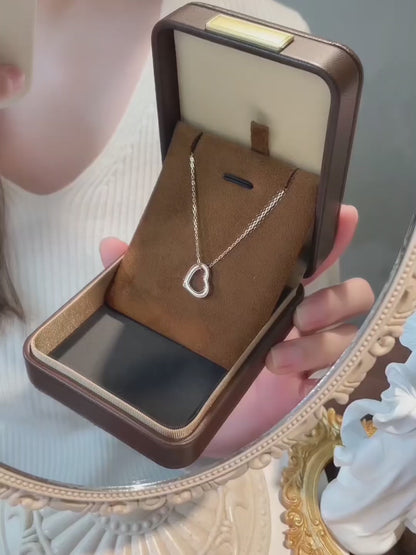 0.01 ct Minimalist Round-Cut Lab-Grown Diamond Necklace in 925 Sterling Silver – APYN0078-S video