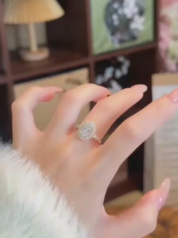 Vintage Oval-Cut Lab-Grown Diamond Halo Ring in 18K Yellow Gold video