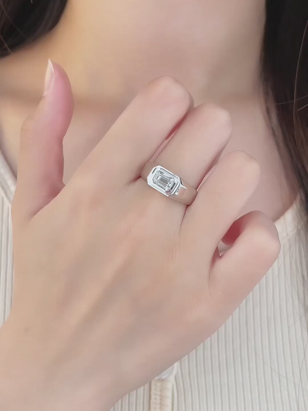 1.07 ct Minimalist Emerald-Cut Lab-Grown Diamond Ring in 18K White Gold – APYMR0005-W video