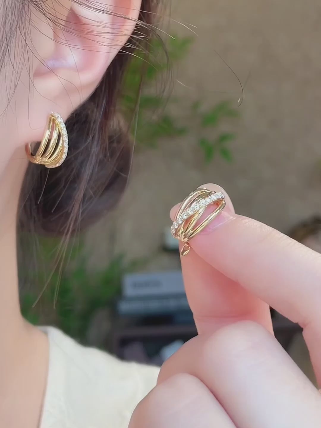 0.39 ctw Round-Cut Lab-Grown Diamond Earrings in 18K Yellow Gold