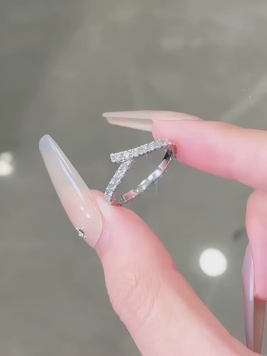 0.86 ctw Celestial Round-Cut Lab-Grown Diamond Ring in PT950 Platinum – APYFR0219-PT video
