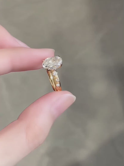 2.06 ct Four-Prong Oval-Cut Lab-Grown Diamond Ring in 18K Yellow Gold – APYFR0241-Y video