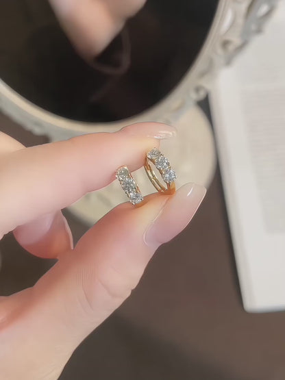0.7 ctw Round-Cut Lab-Grown Diamond Earrings in 18K Yellow Gold