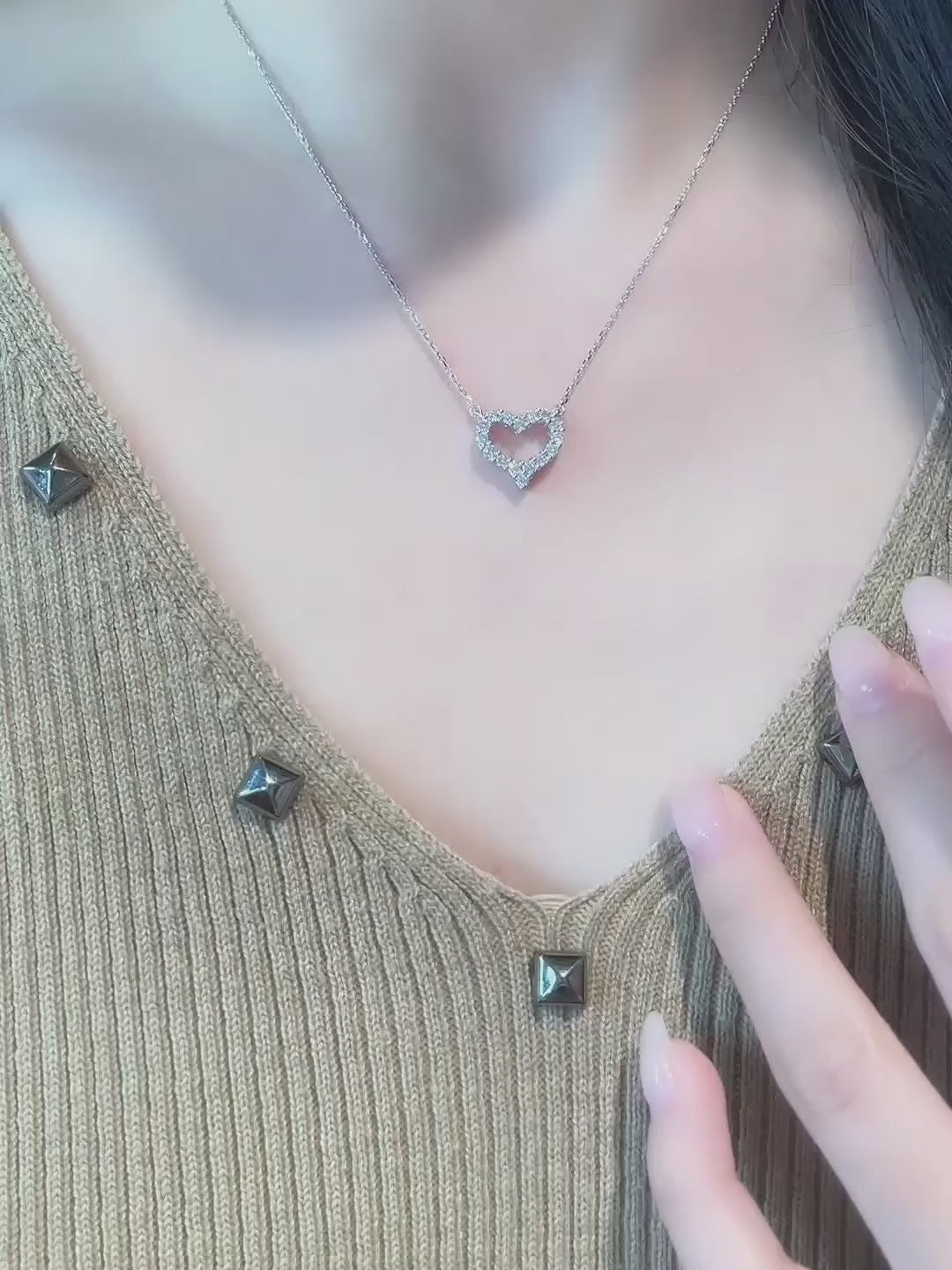 0.54 ctw Celestial Round-Cut Lab-Grown Diamond Necklace in PT950 Platinum video