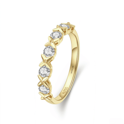 The Diamond XOXO Band - SparkLab Gems